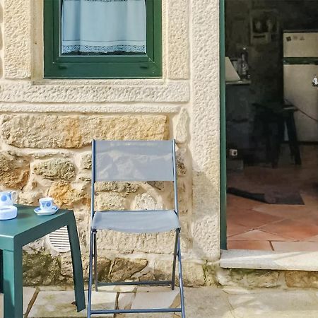 2 Bedroom Amazing Home In ムロス エクステリア 写真