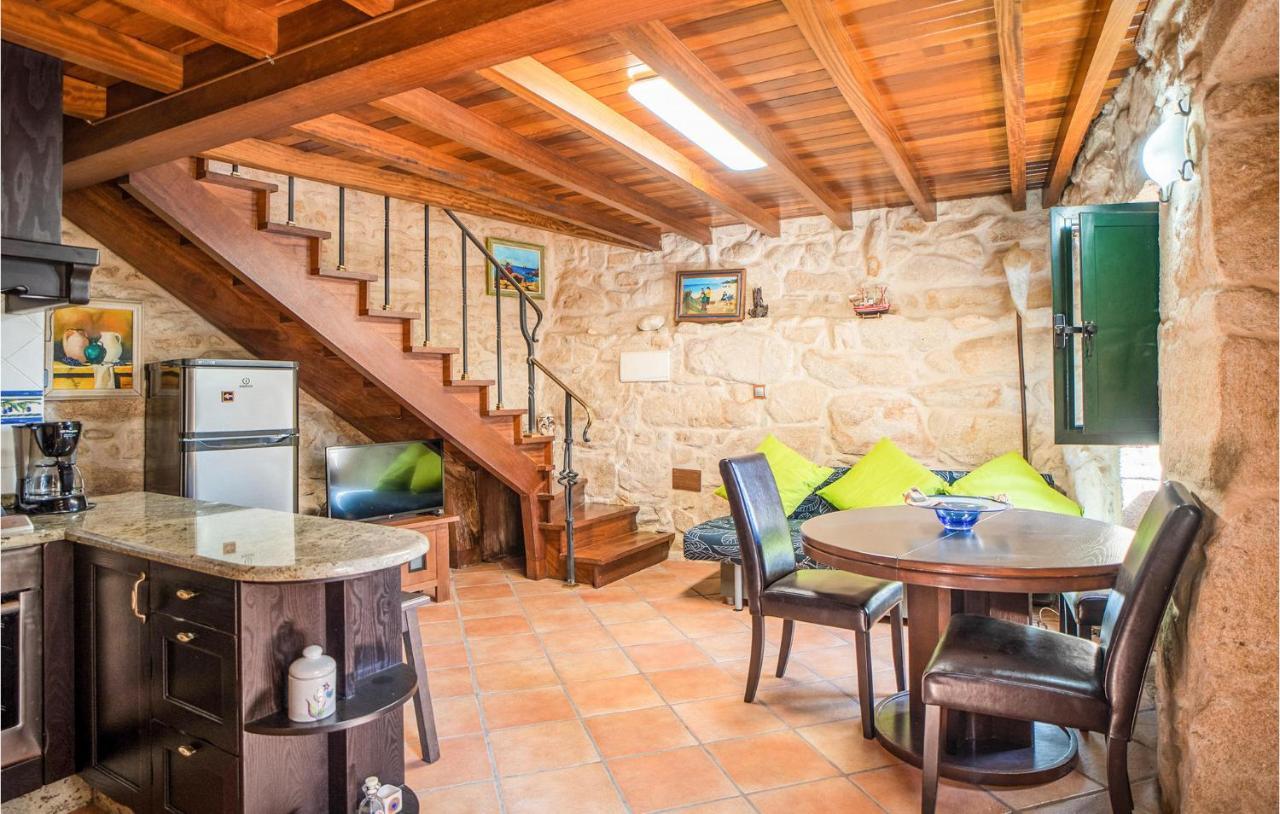 2 Bedroom Amazing Home In ムロス エクステリア 写真