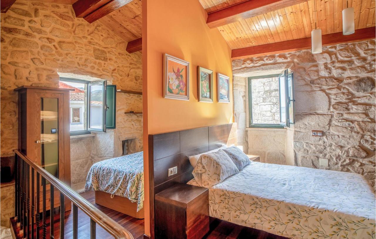 2 Bedroom Amazing Home In ムロス エクステリア 写真